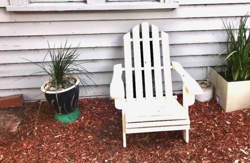 Frankston Cottage | Vintage 2br Cottage Near Beach