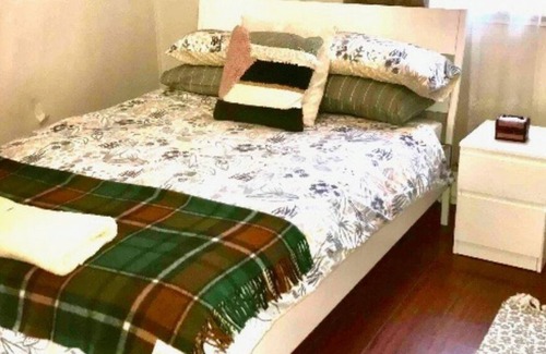 Frankston Cottage | Vintage 2br Cottage Near Beach