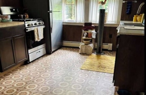 Pottersville Cabin | Vintage ADK Cabin- Great Deal, Perfect Location, book your ADK trip today!