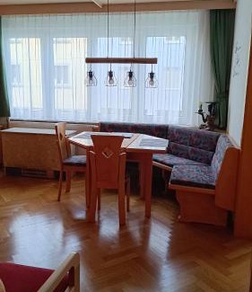 Gries Apartment | Vintage Apartment