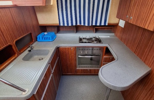 Chenille-Change Boat Rental | Vintage boat on dock for 7 ppl with private outdoor space in Chenillé-Changé