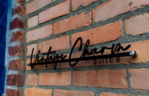 Grand Forks Apartment | Vintage Charm, comfortable & fully equipped studio apartment in downtown Grand Forks