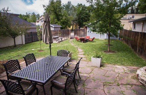 Fort Collins House | Vintage Charm: Walk to CSU & Old Town