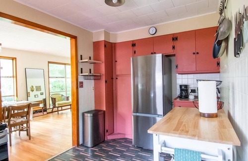 Saugerties South House | Vintage charm with modern conveniences on the water in Saugerties, NY!