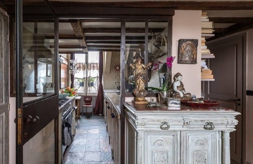 Arsenal Apartment | Vintage Luxury Typical of a beautiful and centuries old home On PLACE DE VOSGES