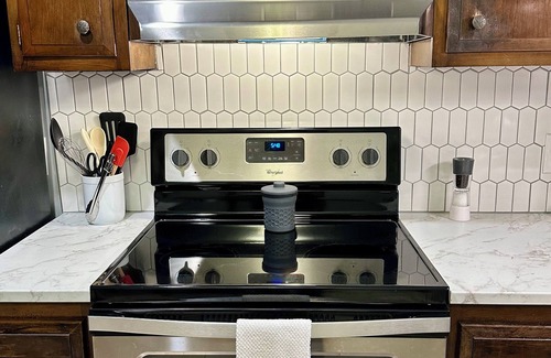 Gallatin House | Vintage modern/boho Gallatin townhome!