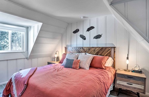 Arrowhead Villas Cabin | Vintage-Modern Lodge 2 Mi to Lake Arrowhead!