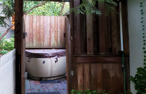 Lake Lure Cottage | Vintage mountain cottage with modern amenities, comfort and charm