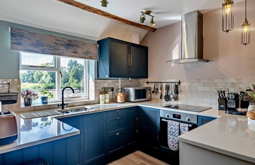 Ruthin Apartment | Vintage Suite at Plas Tirion