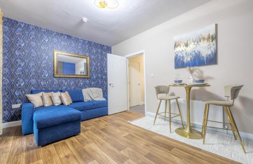 Londonderry Apartment | Violet Suite Apartments