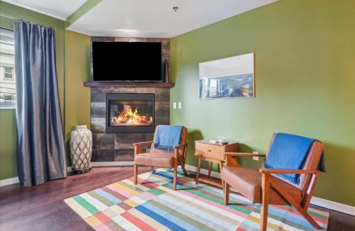 Belmont Hotel | VioletSuitesPDX Boutique Hotel
