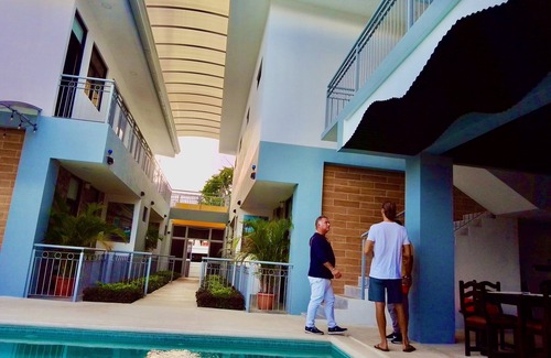 Jaco House | VIP Bachelor Party 14 Bedroom. Downtown Jaco Beach . 5 blocks to Cocal Casino !