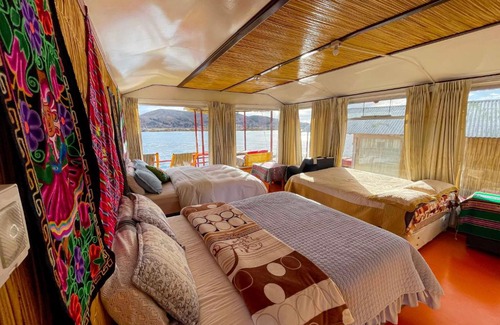 Puno Cabin | Vip Flotante