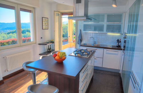 Diano Marina Apartment | ViP Suite - apartment in modern Hi-Tech villa, with Jacuzzi and swimming pool, sea-view