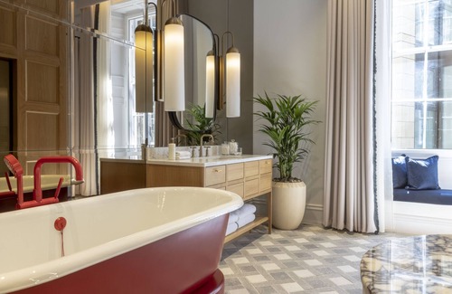 Old Town Hotel | Virgin Hotels Edinburgh