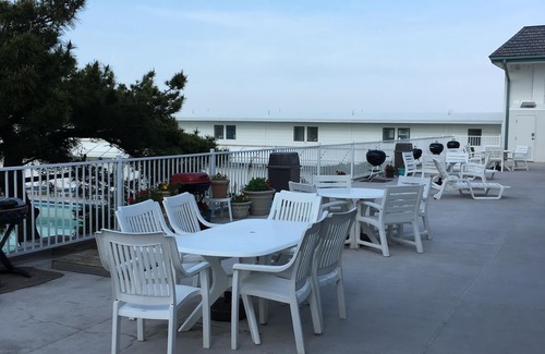 Virginia Beach Apartment | Virginia Beach Oceanfront Studio, Boardwalk, Balcony, Beach, Pool