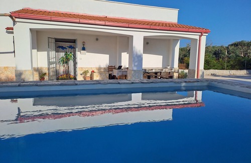 Carovigno House | Virginia Country house with pool in the reserve of Torre Guaceto Specchiolla