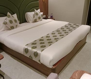 Virar Hotel | vishnu pratibha executive rooms