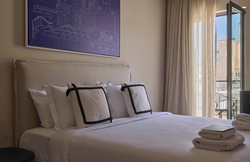 Omonia Hotel | Vision 3rd Sept 19 - Top Floor