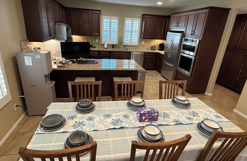 Arcadia House | Visit Arcadia Mall Homes, School District Houses, Comfortable Home on Huntington