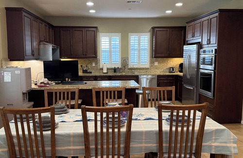 Arcadia House | Visit Arcadia Mall Homes, School District Houses, Comfortable Home on Huntington