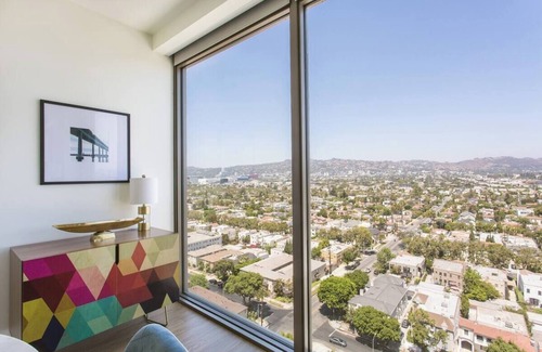 Beverly Hills Apartment | Visit LA in Ultra Luxury with Breathtaking Views