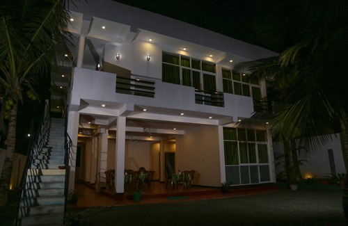 Weligama House | Visit the paradise and enjoy with pure nature down south.