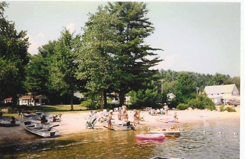 North Sebago Apartment | Vista Apartment-Private Beach-Pets Welcome - Round Table Lodge, Sebago, Maine