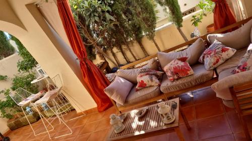 Bahia de Casares House | Vista Bahia one room