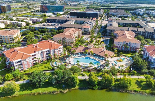 Florida Central Atlantic Coast Apartment | Vista Cay at Epic Universe : Luxury 3 bedroom Townhouse