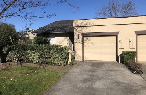 Yountville Condo | "Vista Creek" Condo is just a short walk into the center of charming Yountville.