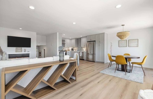 Pismo Beach House | Vista del Mar- Luxe beach home w Panoramic Views