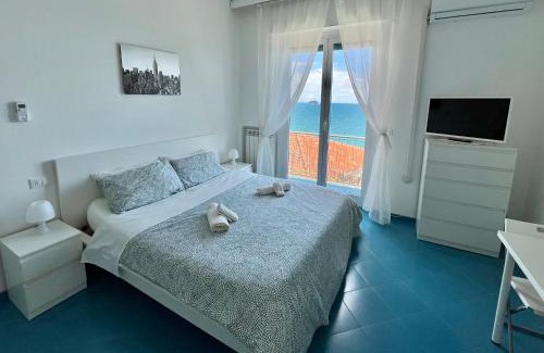 Laigueglia Apartment | Vista Mare & AC - Smeraldo Apartment