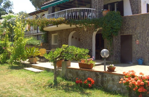 Naregno Villa | Vista Mare with private pool, large 65,000 square meter garden, sea view, close to the beach.