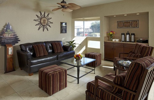 Baristo Resort | Vista Mirage Resort - Spacious 2 Bedroom in Beautiful Palm Spring!