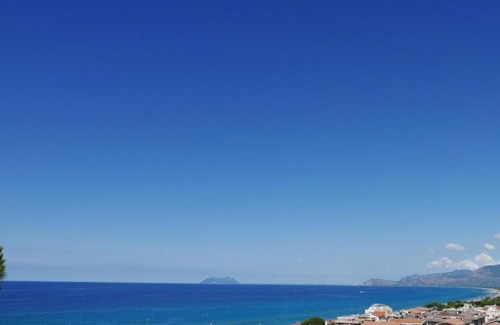 Sperlonga Apartment | Vista mozzafiato sul mare!
