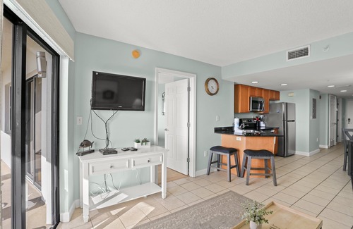 Belle Vista Condo | π
Vista's on the Gulf #202 β Gulf Front Luxury with Balcony Views & Resort Amenities