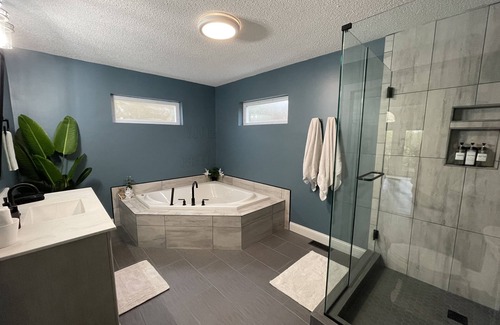French Lick House | Vita Nova- Minutes from French Lick and Patoka Lake. Sleeps up to 14!