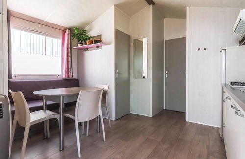 Charneca de Caparica e Sobreda Cottage | Vita Portucale | Country House with Garden