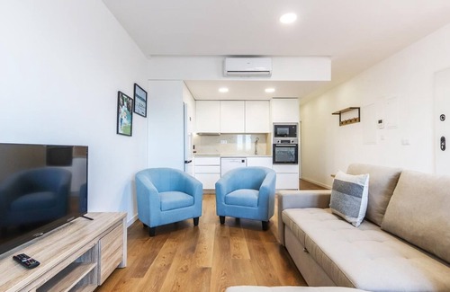 Santo Condestavel Apartment | Vita Portucale | Campo de Ourique River View 2D