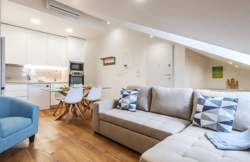 Santo Condestavel Apartment | Vita Portucale | Campo de Ourique River View 3D