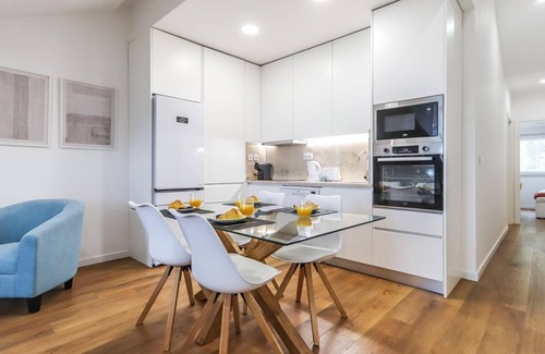 Santo Condestavel Apartment | Vita Portucale | Campo de Ourique River View 3D