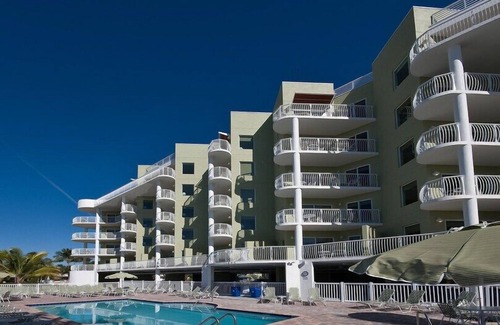 Treasure Island Condo | Vitamin SEA & Sunset Views Treasure Island, FL find us @ oasisgetaways.us