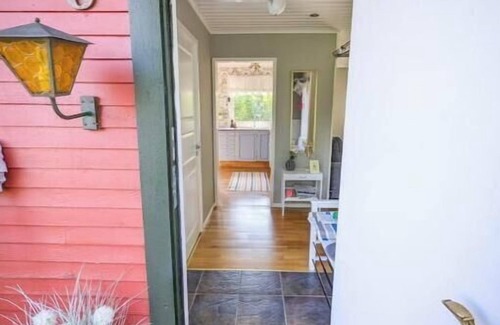 Vittsjo Cabin | Vittsjö Lakeside Retreat & Firepit