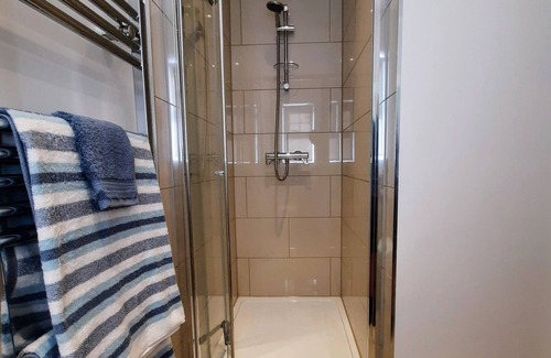Clacton-on-Sea Bed & Breakfast | Viva Guest House