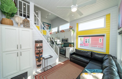 Parker Strip House | Viva La Vida! Boat Parking! Roadrunner Resort