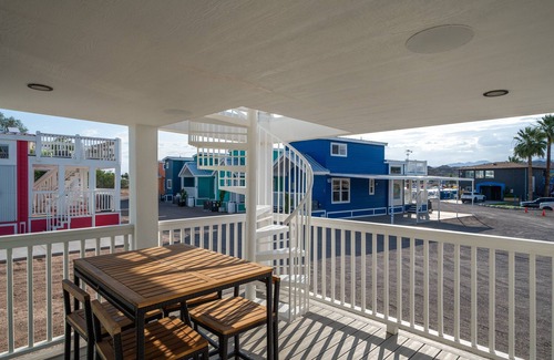 Parker Strip House | Viva La Vida! Boat Parking! Roadrunner Resort