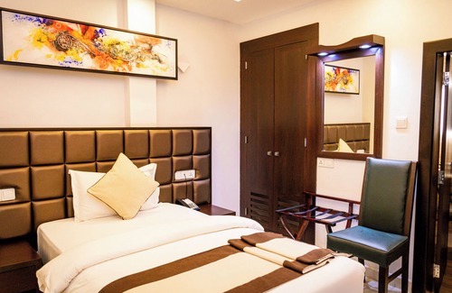 Mount Lavinia Hotel | Viveka Hotel Colombo