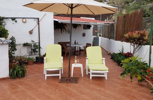 Agaete Apartment | Vivelorural ático y terraza en El Risco de Agaete