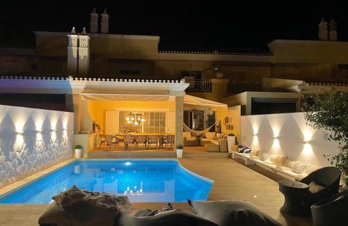 Vilamoura Villa | Vivenda em Vilamoura Marina Ténis Academy
